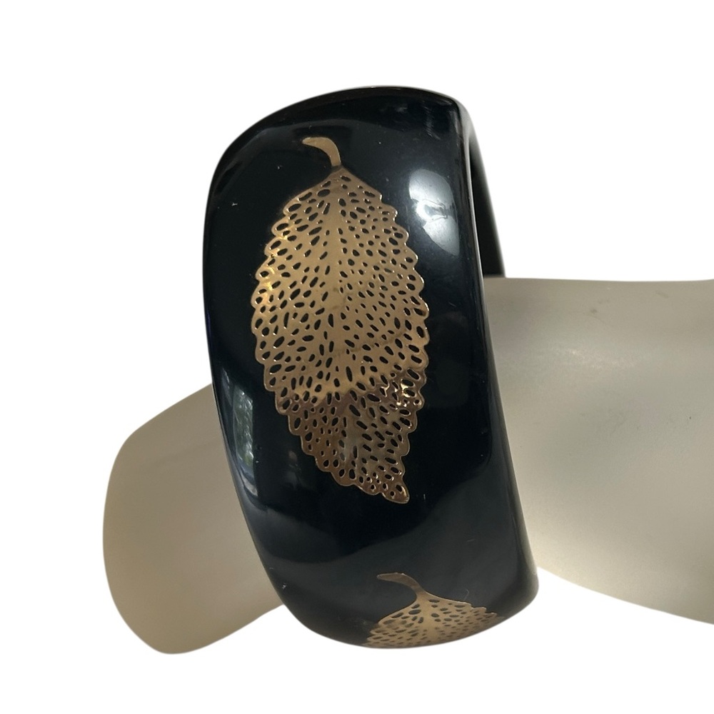 Black Lucite Gold Inlaid Leaf Retro Large Chunky Bangle Bracelet Vintage